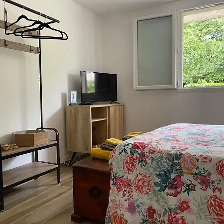 L'entre 2 Lyon Grenoble - Avec Jacuzzi شقة فندقية *